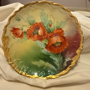 🌺 Antique Hand-Painted Limoges Porcelain Plate – Poppies & Gilt Rim – France